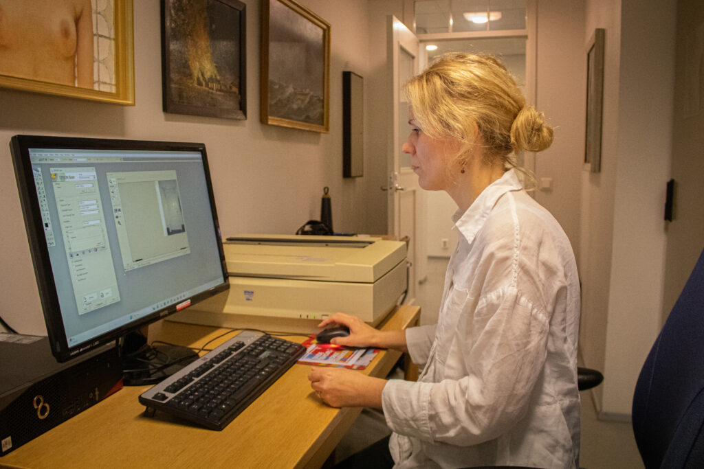 Schuth on päässyt myös digitoimaan museon valokuvakokoelmia.