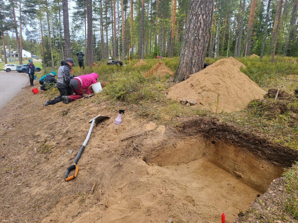 Fyndområde vid vägkanten.