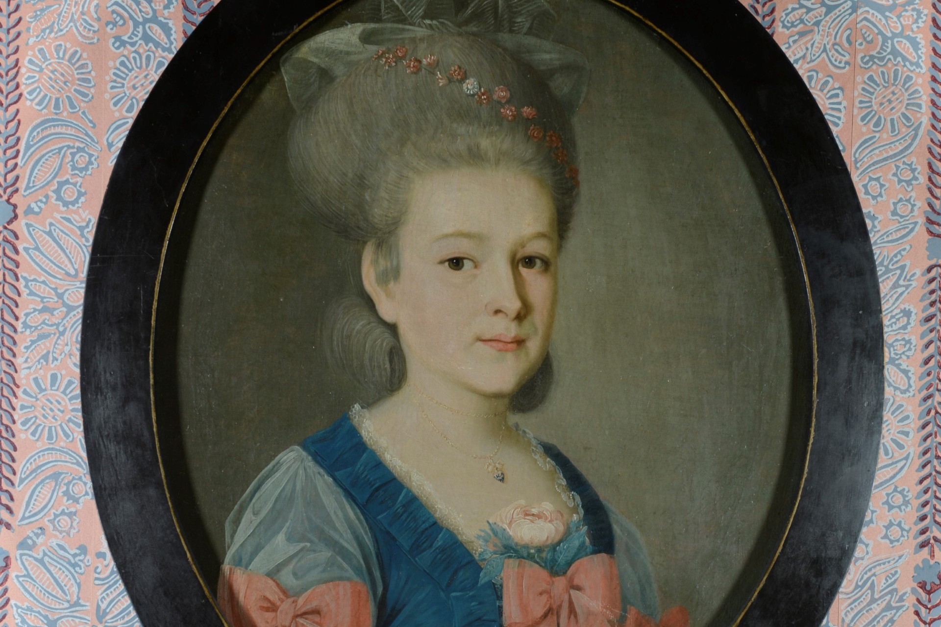 November: Mode och konst på 1700-talet