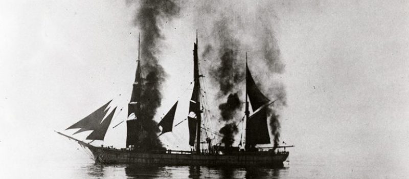 Parkki Regina tulessa Barcelonan edustalla 22.5.1916. Aluksen upottaneen kapteeni Rückertin valokuva.
